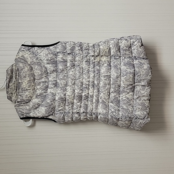 Bernardo Gray/black Reversible Primaloft Puffer Vest 60/40 Down/primaloft - Picture 2 of 7